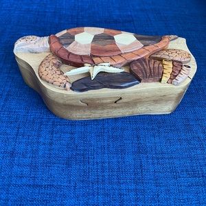SEA TURTLE PUZZLE BOX.   NEW from Ding Darling Wildlife Society